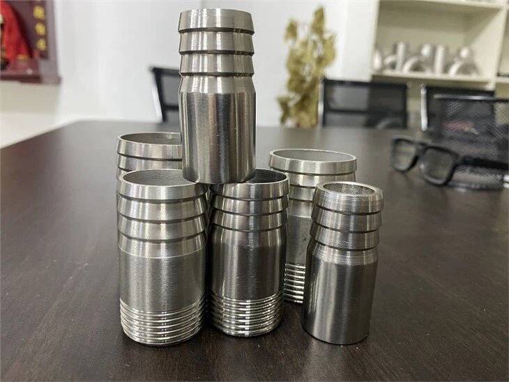 Puting Hos Benang Bspt Keluli Tahan Karat